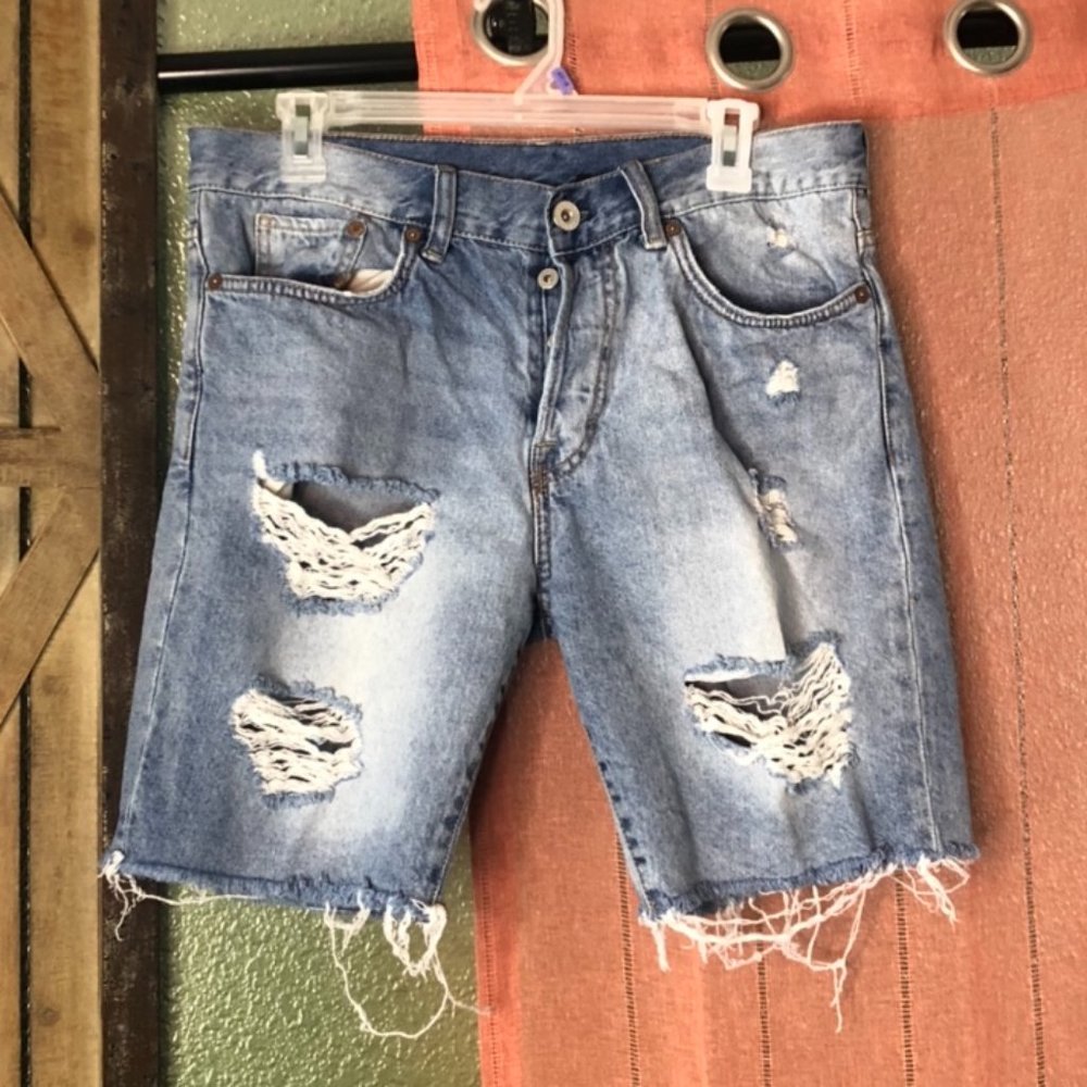 Fashion Nova mom distressed shorts
